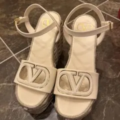 VALENTINO ヴァレンティノ　ウエッジサンダルのサムネイル