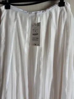 ZARA ロングスカート ホワイト Mサイズのサムネイル
