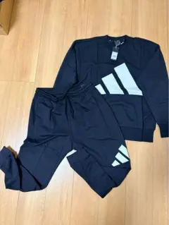 【新品・未使用】adidas スウェットジョガーパンツ ブラック　上下セット