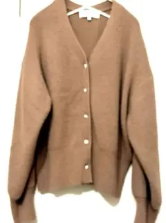 美品レディース／ニットカーディガン