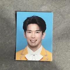 モナキ ガチャガチャ 証明写真 じん 平牧仁 - メルカリ