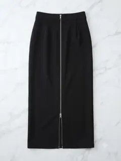 【美品】【GU】ブラック フロントジップ タイトスカートのサムネイル