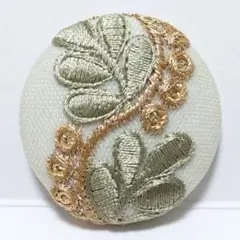 インド刺繍　№3026　薄カーキ　㊳ミリ