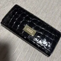 P*u様 COCCO FIORE 長財布 エナメル クロコ型押し ブラックのサムネイル