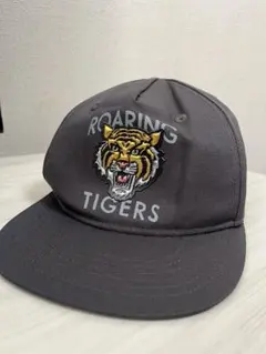 h&m キッズトラ刺繍キャップ　50〜51cm