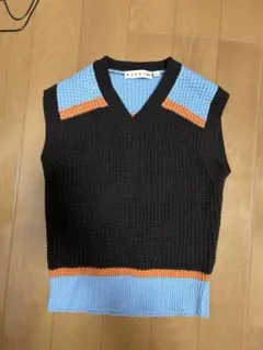 Marni ニットベスト 茶　青 オレンジ