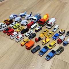 トミカなど 42台セット