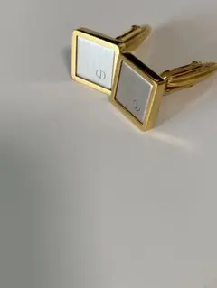 Item thumbnail for item 05af7673-81f0-4e9e-b210-47933b2599c6