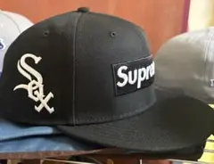 新品　大人気　シュプリーム　ニューエラ　MLBコラボ　ホワイトソックス