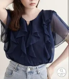 natural couture フロントバー付きフリルブラウ スのサムネイル