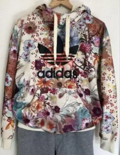 adidas 花柄 The Farm Company