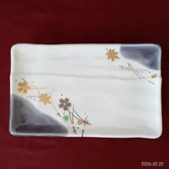 金色花模様の長方形皿