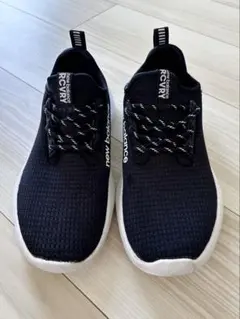 New Balance ニューバランス 軽量スニーカー黒 23cm