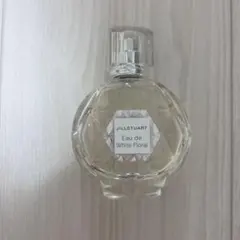 JILLSTUART Eau de White Floral 香水のサムネイル