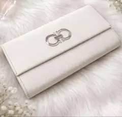 【美品】Salvatore Ferragamo ダブルガンチーニ レザー長財布