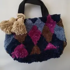 Item thumbnail for item 4f7d7801-ff22-4d8b-b8b0-db592f00015b