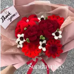 ✿ 韓国花束　モールフラワー　枯れないお花　飾れるレッドブーケ　ギフト