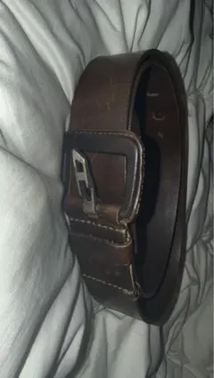 ブラウンレザー A字型バックル ベルト