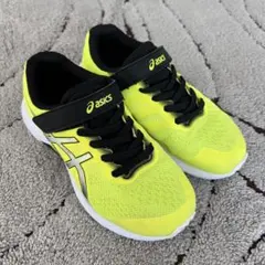 【お値下げ！】美品 asics スニーカー レーザービーム　白底 19cm