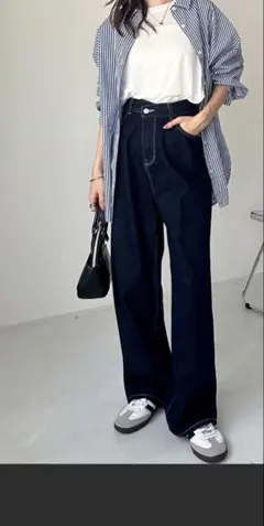 ストレートデニム　ダブルボタン