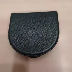 美品 ルイヴィトン　タイガ　ポルトモネキュベット　コインケース　深緑　グリーン