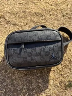 Jordan ブラック ショルダーバッグ