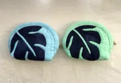 ハワイアンキルト　モンステラのミニポーチ　ブルーと黄緑