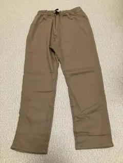 未使用タグ付きベージュ長ズボン　140cm