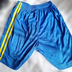 サッカーパンツ