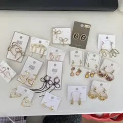 ピアス　両耳用　リボン　ハート　お花　おまとめのサムネイル