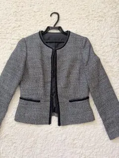 ノーカラーツイードジャケット