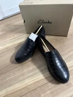 Clarks SHAYLIN AVE Black Croc ローファーのサムネイル