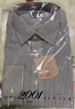 ビジネスシャツ・ワイシャツ　緑ストライプ