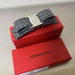 FERRAGAMO バレッタ　VARAのサムネイル