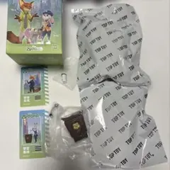 TOPTOY ズートピア　フィギュア ニック　ジュディ　警官　2個セット