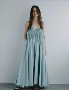 SHE TOKYO Eleanor saxe blue36 - メルカリ