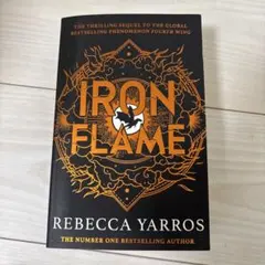 Iron Flame Rebecca Yarros 洋書