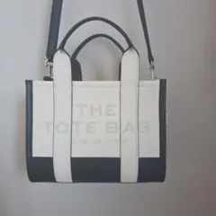 マークジェイコブス トートバッグ ショルダーストラップ付き