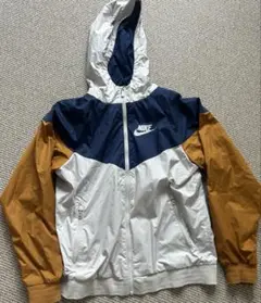 ナイキジャンバー