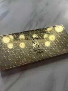 Yves Saint Laurent アイシャドウパレット