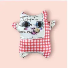 チェック柄 猫ブローチ ハンドメイド