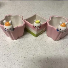 ウサギキャラクター付き食器セット 3個 デザートカップ、ひな祭り