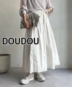 メモリータフタスカート doudou オフホワイト 定価13,200円のサムネイル