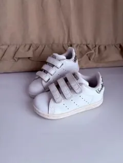 アディダス　スタンスミス　ホワイトホログラム　ベロクロ