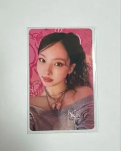 TWICE　ポップアップ　1万円トレカ　ナヨン