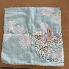 【新品未使用タグ付】PAUL & JOE 花柄タオルハンカチ 水色
