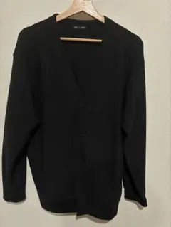 ブラック Vネック カーディガン GU