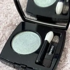 シャネル　オンブエサンシエル222　ジェイドファセッテメタリックグリーン