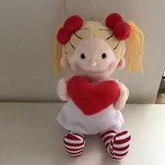 ハートを抱えたCOCOちゃん　ぬいぐるみ