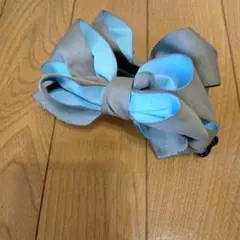 リボンクリップ ブラウン 水色